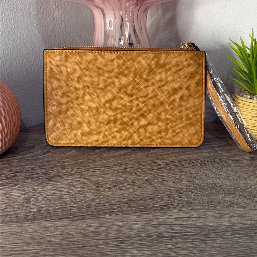 Kate Spade Tan Wristlet - Picture 3 of 10